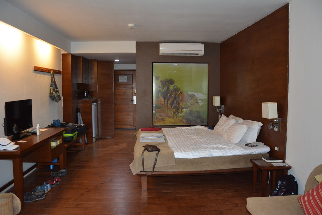 DIE ZIMMER SIND SEHR SCHÖN GESTALTET