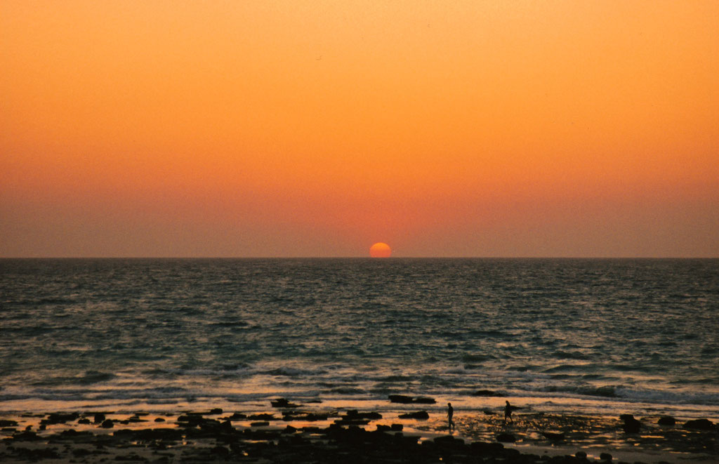 SONNENUNTERGANG AN DER CABLE BEACH BEI BROOME