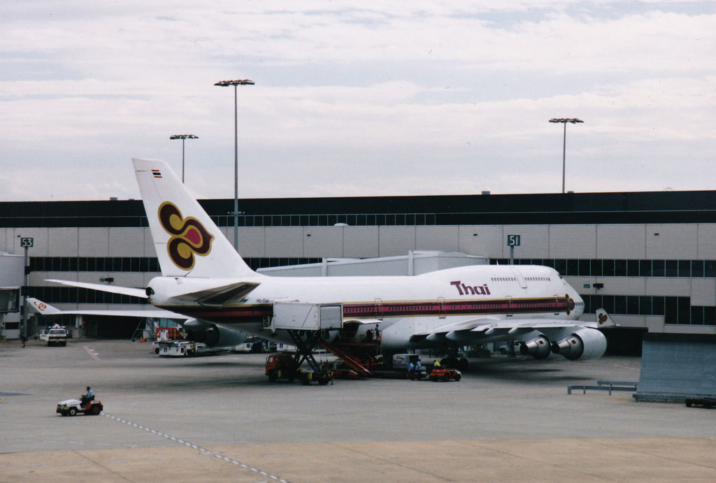 WIR FLIEGEN WEITER MIT THAI AIRWAYS NACH PHUKET