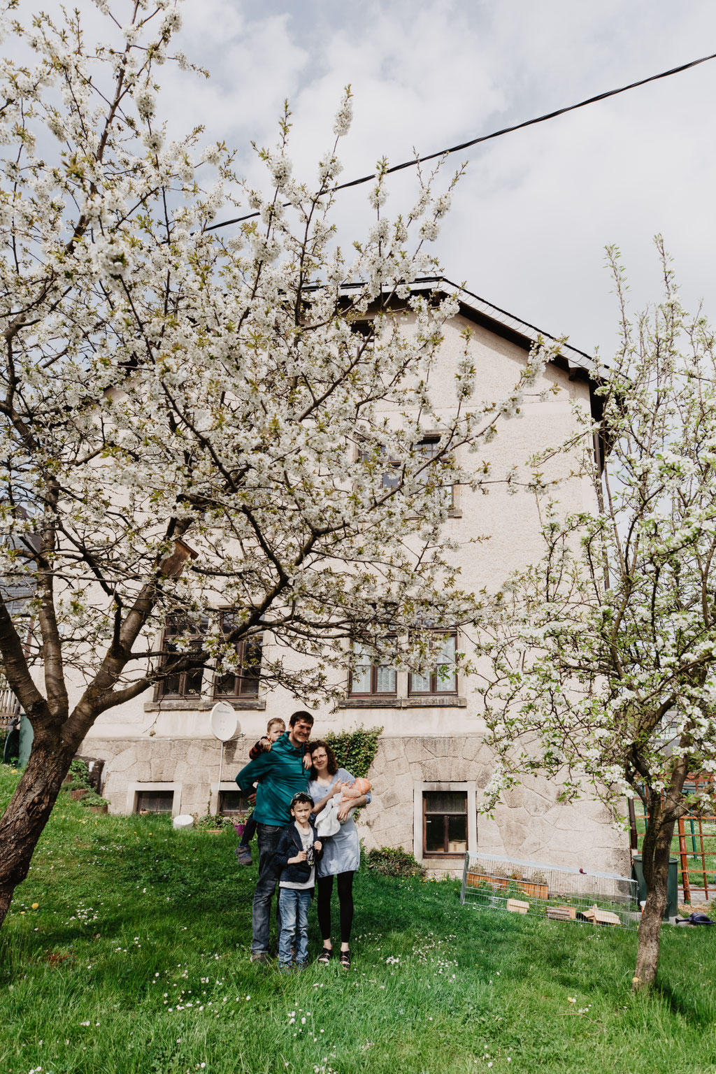 Neugeborenenbilder bei euch zu Hause von Fotografin Madalina Schneider in Annaberg-Buchholz, Erzgebirge