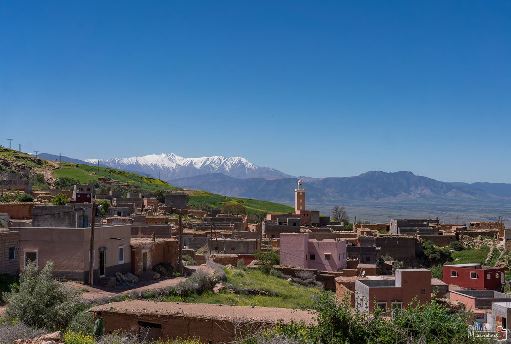 RAID BUGGY AU MAROC, une aventure de dingue au cœur de l'atlas. JOUR 2, Villages berbères, panoramas et lac de Lalla Takerkoust. missaventure, blog road trip, overland 4x4 et nature.