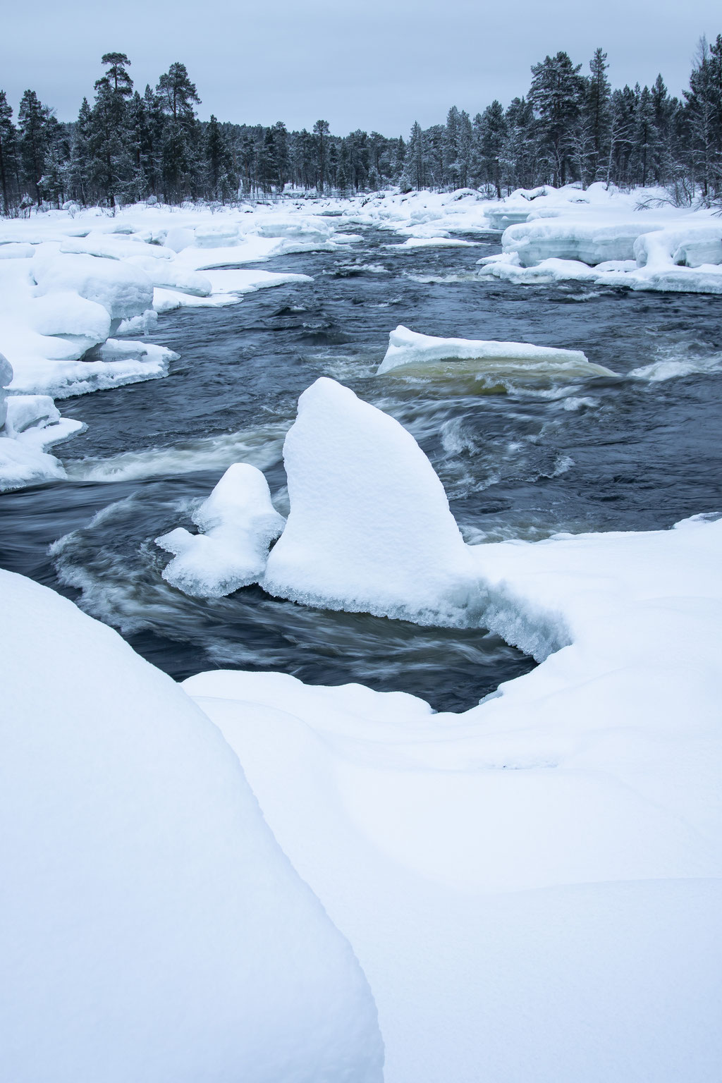 La riviere Juutua, INARI ALBUM PHOTO LAPONIE.