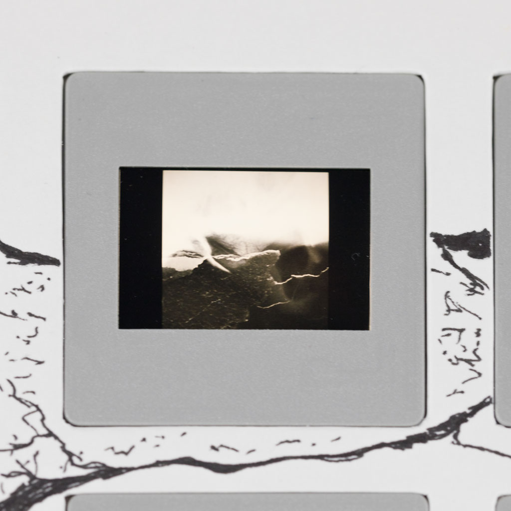 Kirsten Radermacher, Brüche (2021), Dia im Gegenlicht