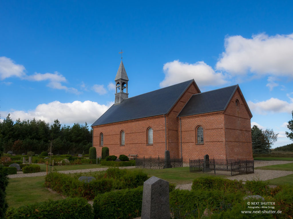 Mosevra Kirke bei Vejers Strand