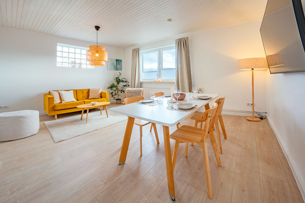 MEERPAUSE Apartment - Auszeit · Wohn-und Essbereich