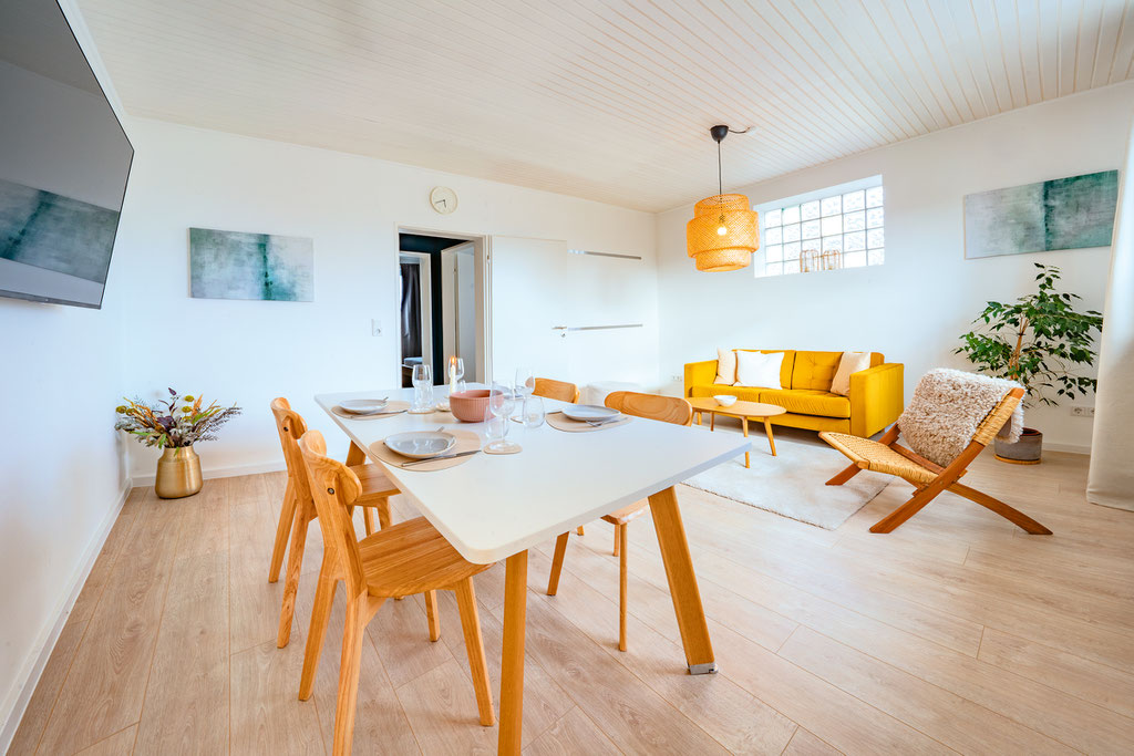 MEERPAUSE Apartment - Auszeit · Wohn-und Essbereich