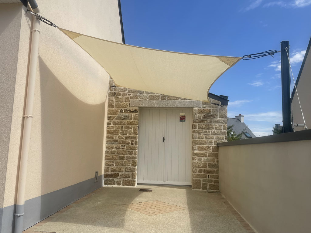 Voile d'ombrage fixations inox
