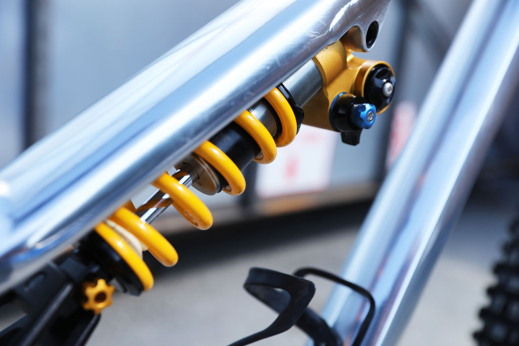 Federelemente der Firma Öhlins 