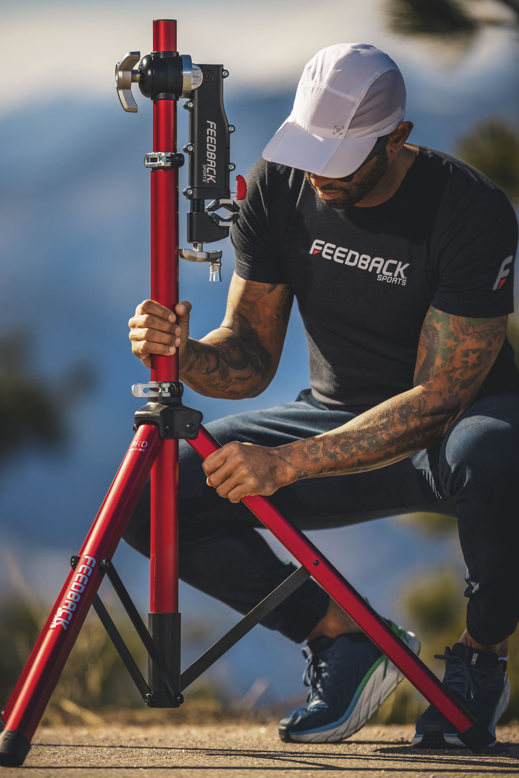 NEUER Kurbelverschluss für schnelles und präzises Schließen in Kombination mit der patentierten Speed-Ratchet Klemmöffnung