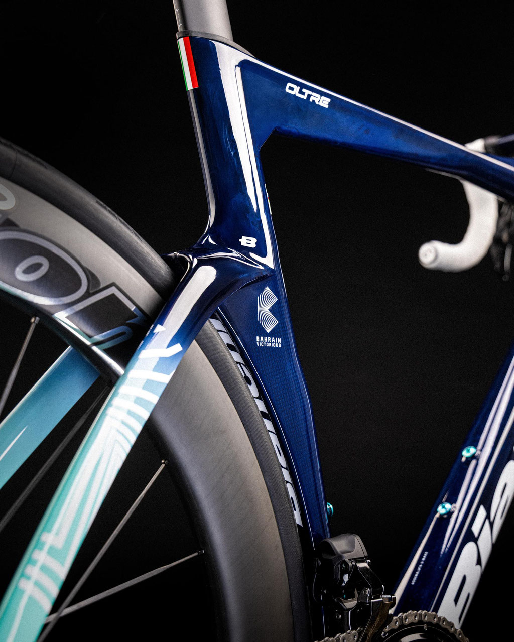 A few details of Team Bahrain Victorious’ Oltre RC for the 2026 season ©Bianchi