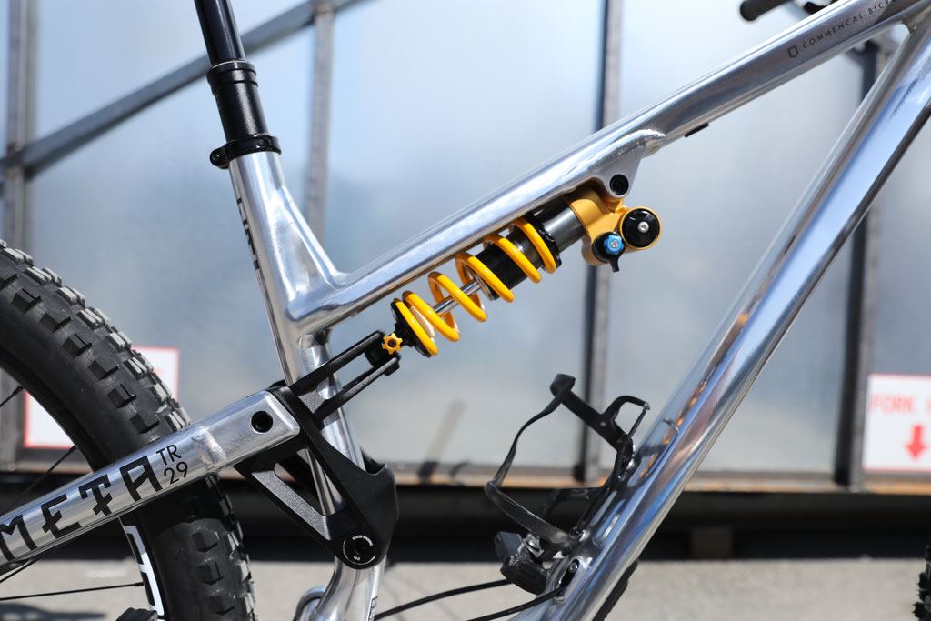 Federelemente der Firma Öhlins 