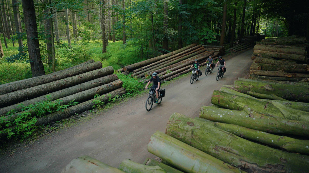 Grenzerfahrung Akku-Management: Kalkhoff zeigt, was 370 km mit dem E-Trekking-Bike bedeuten ©Kalkhoff