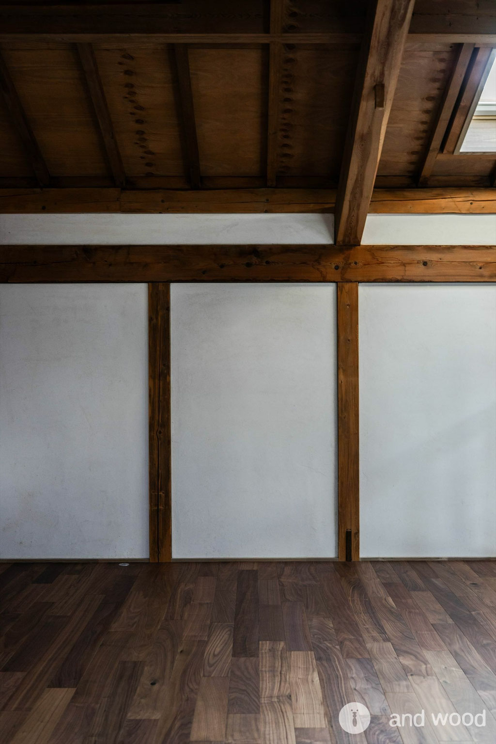 アメリカン ブラック ウォールナット フローリング 幅細 プライウッド andwood アンドウッド 施工例 倉 リノベ 4