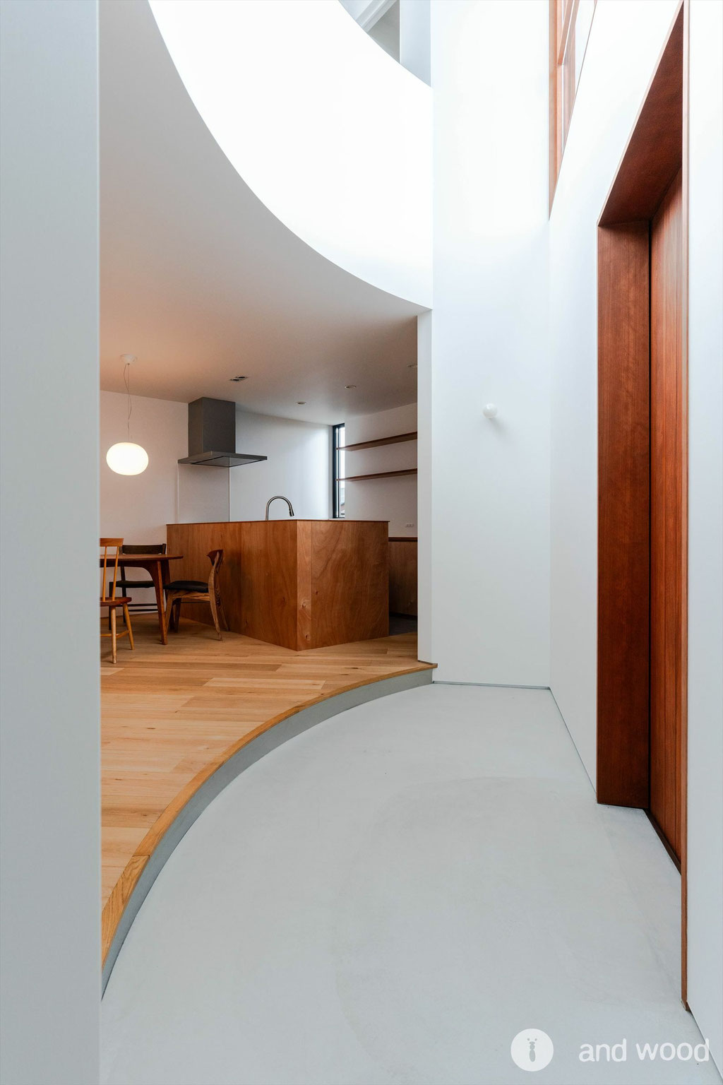 オーク ミズナラ 幅広 斜め 節 フローリング  アンドウッド andwood 施工例 新築戸建 5