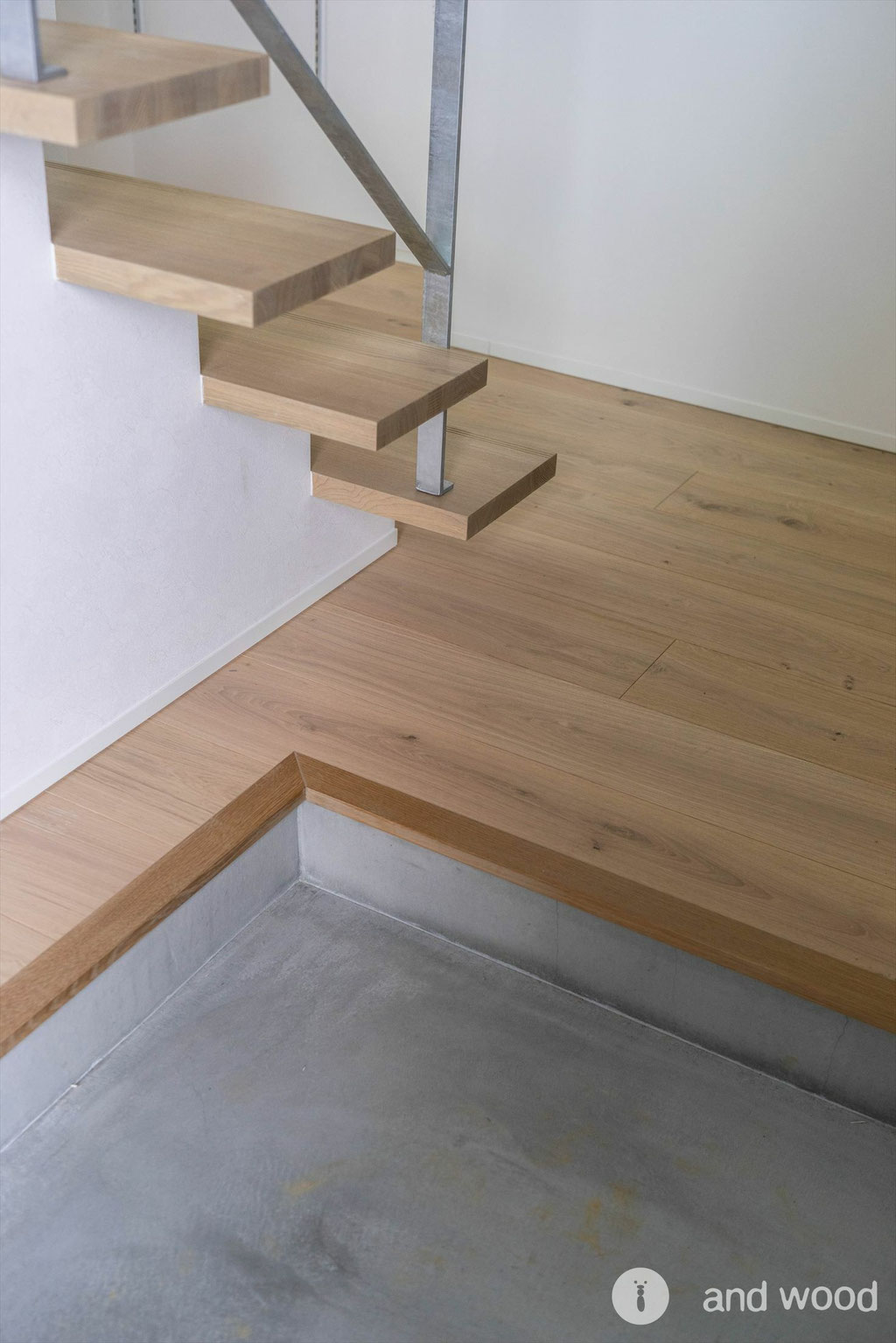 オーク 幅広 ドライハードペイント フローリング グレー 新潟  床材 新築 施工例 アンドウッド andwood  6