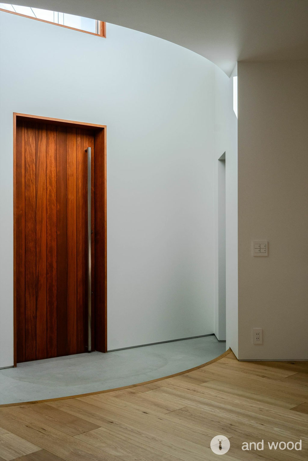 オーク ミズナラ 幅広 斜め 節 フローリング  アンドウッド andwood 施工例 新築戸建 ３