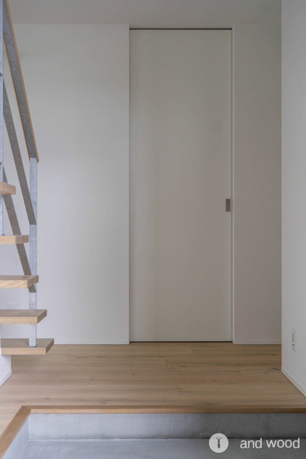 オーク 幅広 ドライハードペイント フローリング グレー 新潟  床材 新築 施工例 アンドウッド andwood  5