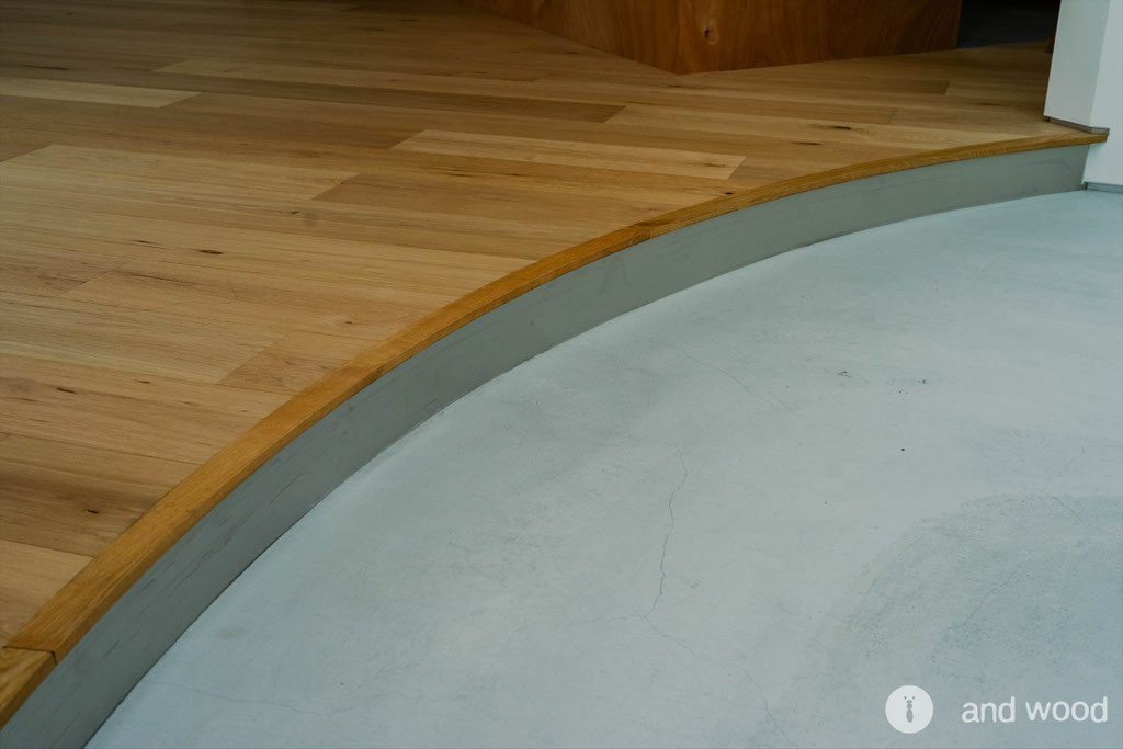 オーク ミズナラ 幅広 斜め 節 フローリング  アンドウッド andwood 施工例 新築戸建 11
