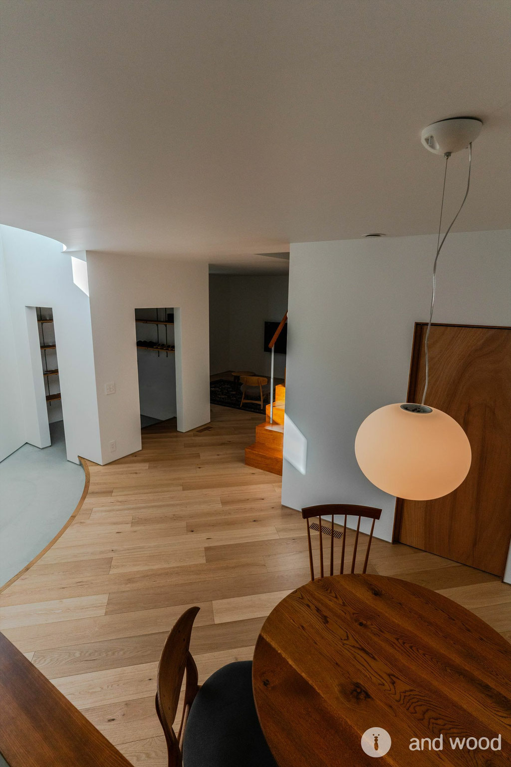 オーク ミズナラ 幅広 斜め 節 フローリング  アンドウッド andwood 施工例 新築戸建 ２