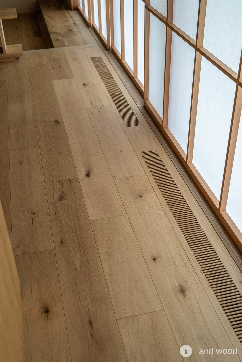 オーク ミズナラ 幅広 和モダン 節 フローリング  アンドウッド andwood 施工例 新築戸建 3
