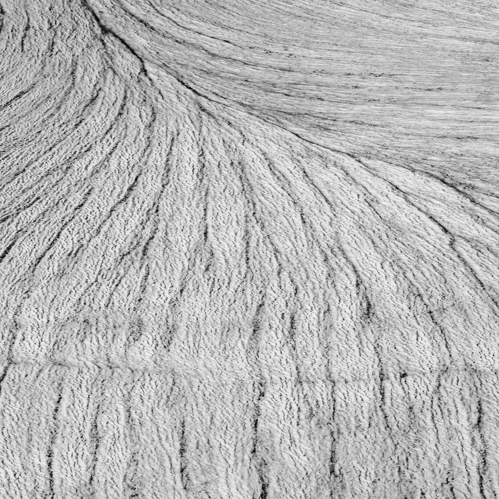 Ein Gletscherdetail von weit oben fotografiert (keine Drohne!), Ausschnitt real ca. 400x400m - Pfitschtal, Südtirol