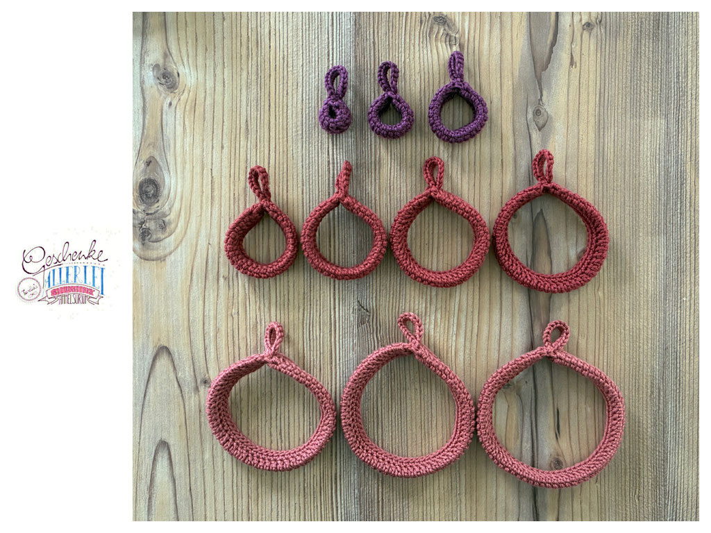 gehäkelte Muttermund-Ringe - aubergine, bordeaux, marsalarot - offen