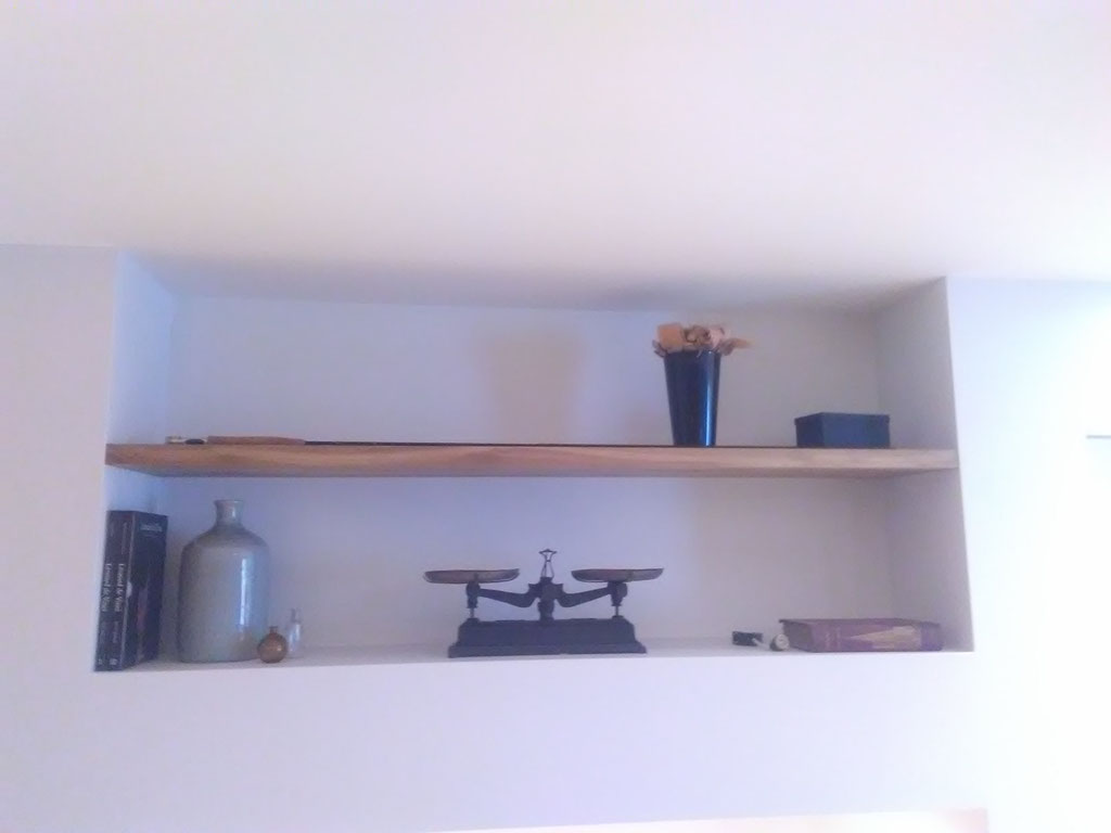 niche sur mesure agencement tablette bois et placo correze