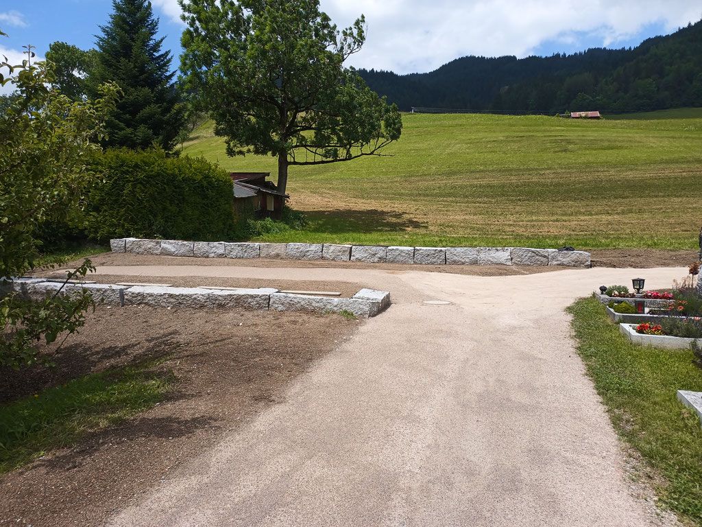 Einbau Grabkammern