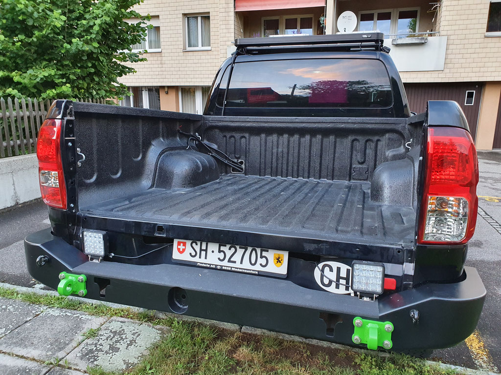 Toyota Hilux Revo 2017 2.4 #ProjektBlackwolf Alu-cab offroad overland expedition 4x4 ARB Fahrwerk Frontrunner Rocksliders Roofrack Rival skidplate bfgoodrich 285/70R17 33" Tires TJM Sknorkel wolf78-overland.ch