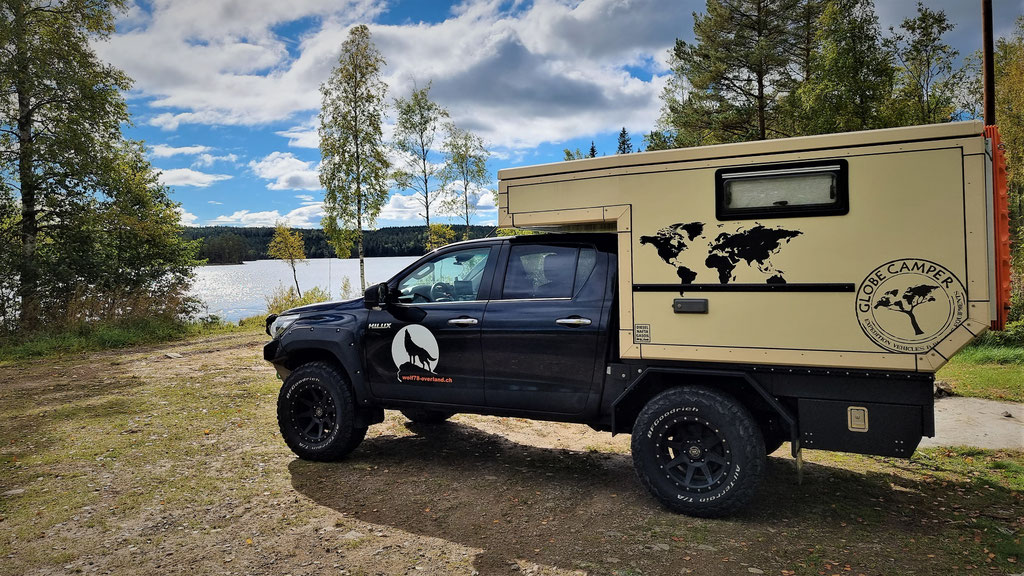 See Schweden wolf78 overland vanlife #ProjektBlackwolf explore without limits #driveyourownway roadtrip offroad Schweiz Travel Camping #BornToRoam overlandbound Overlandingnomads Pickup Camper Globecamper offroad 195 Toyota Hilux