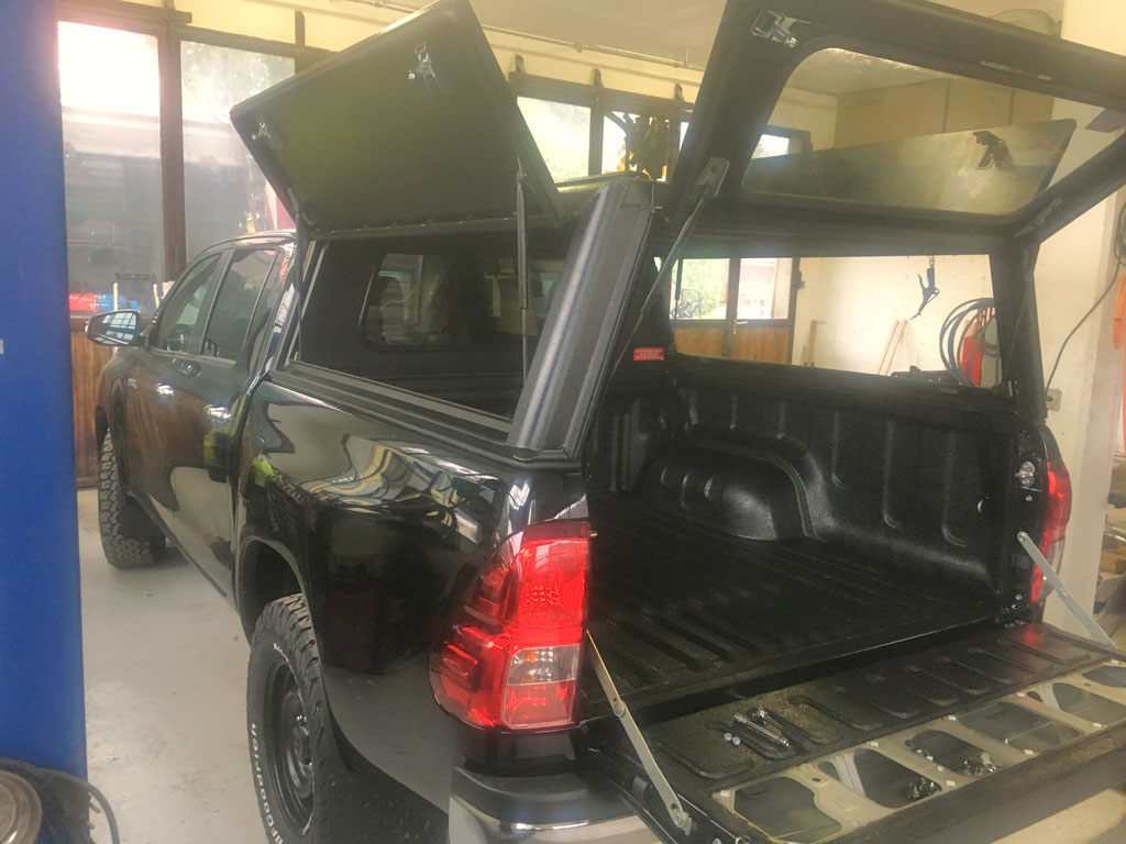 Frontrunner Horntools Rival James Baroud ARB TJM Toyota Hilux 2016 2017 2.4 Revo #ProjektBlackwolf wolf78-overland.ch offroad 4x4 AFN Frontbumper BFGoodrich wolf78