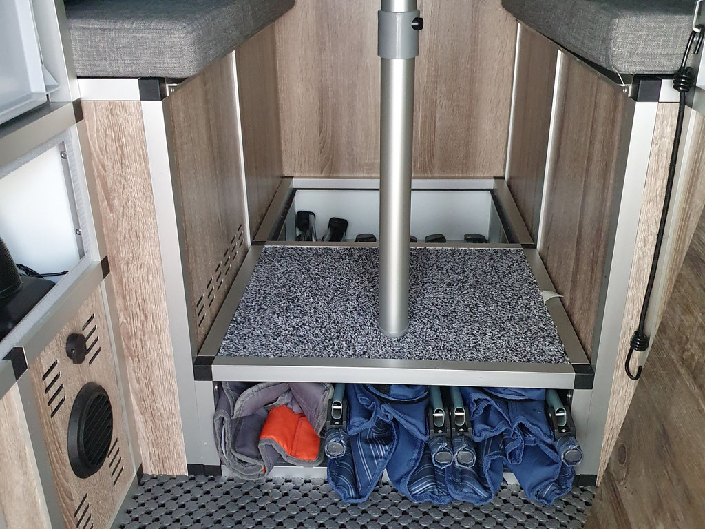 Pickup Camper EXCAB 130 Fiamma Caravanstore 280 off road overland Vanlife Wohnmobil Bus #Projektblackwolf Toyota Hilux