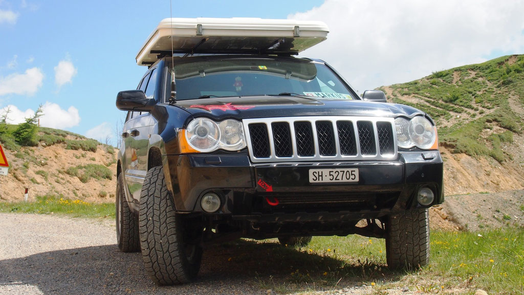 Jeep Grand cherokee 3.0 crd WH WH overland expedition offroad Dosso alto Höhenstrasse Wolf78 wolf78-overland.ch