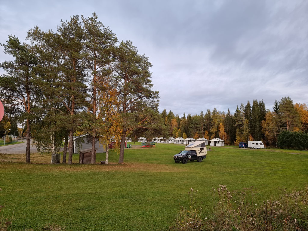 Landscape Toyota Hilux Pickup-camper Arctic Trucks Skandinavien #ProjektBlackwolf wolf78 driive your own way offroad overland Travel Camping 4x4 AFN4x4 Schweden#BornToRoam Rival4x4  overlandbound wolf78-overland.ch