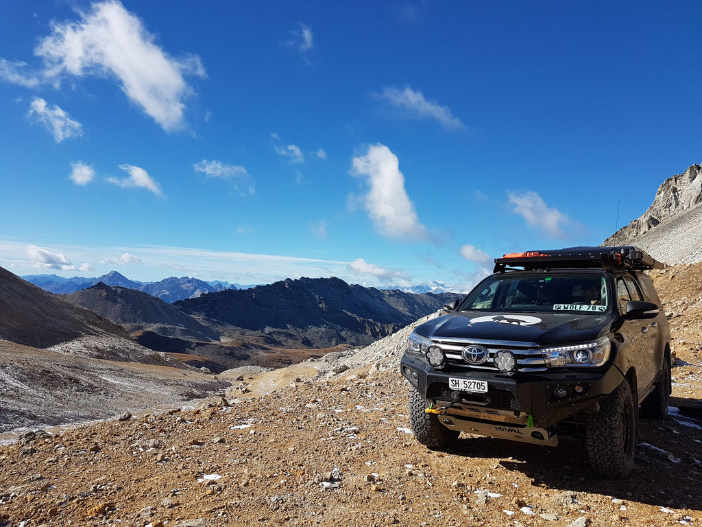 Westalpen Colle Sommeiler Italien Frankreich Alpen Toyota Hilux Revo 2016 2017 #ProjektBlackwolf offroad overland expedition Alu-cab AFN 4X4 ARB Frontrunner Outfitters Rival James Baroud Discovery bfgoodrich TJM wolf78-overland.ch off road accessoires