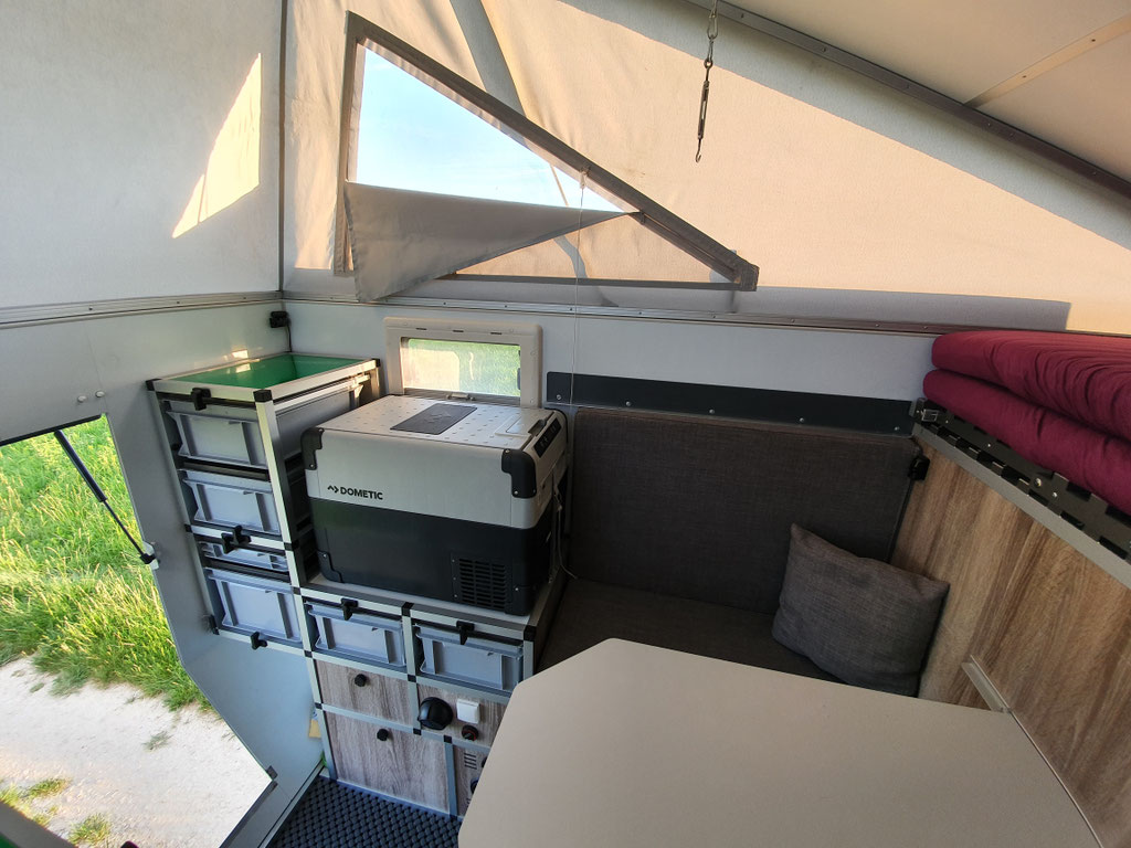 Pickup Camper Fiamma Caravanstore 280 off road overland Vanlife Wohnmobil Bus #Projektblackwolf Toyota Hilux