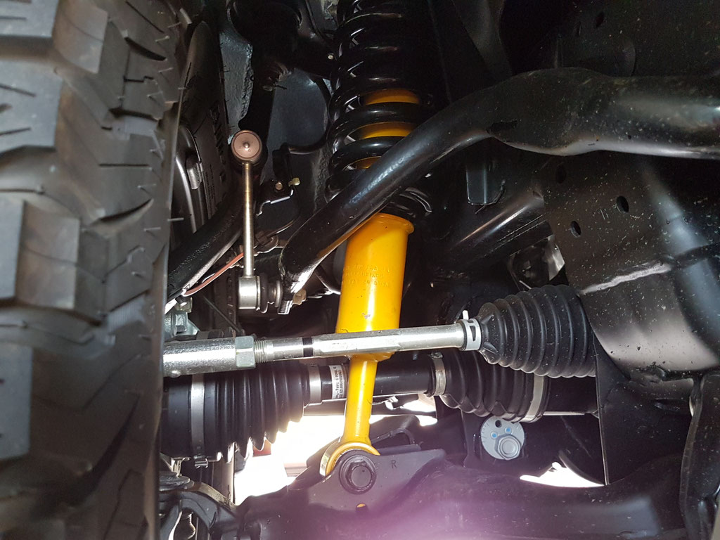 oldmanemu ARB Toyota Hilux 2016 2017 2.4 Revo #ProjektBlackwolf TJM offroad 4x4 AFN Steel Front bumper Frontstossstange stahl Frontrunner Horntools Alpha quick winch Rival James Baroud BFGoodrich offroadaccessoires.ch wolf78 wolf78-overland.ch