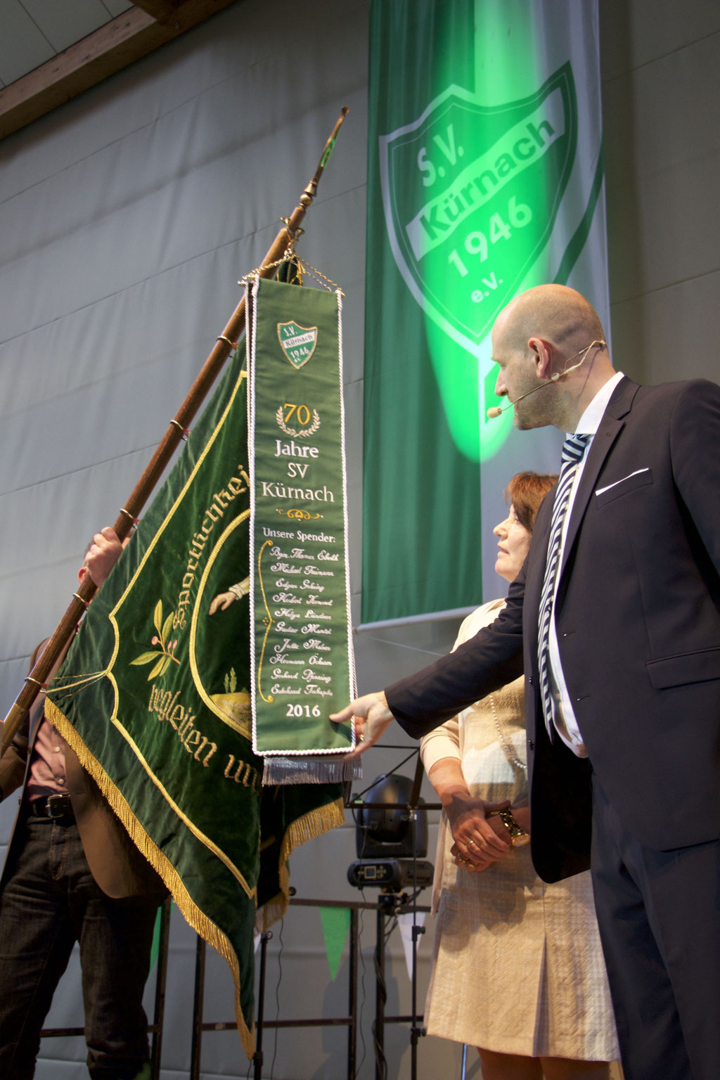 Das neue Fahnenband Foto: Matthias Demel