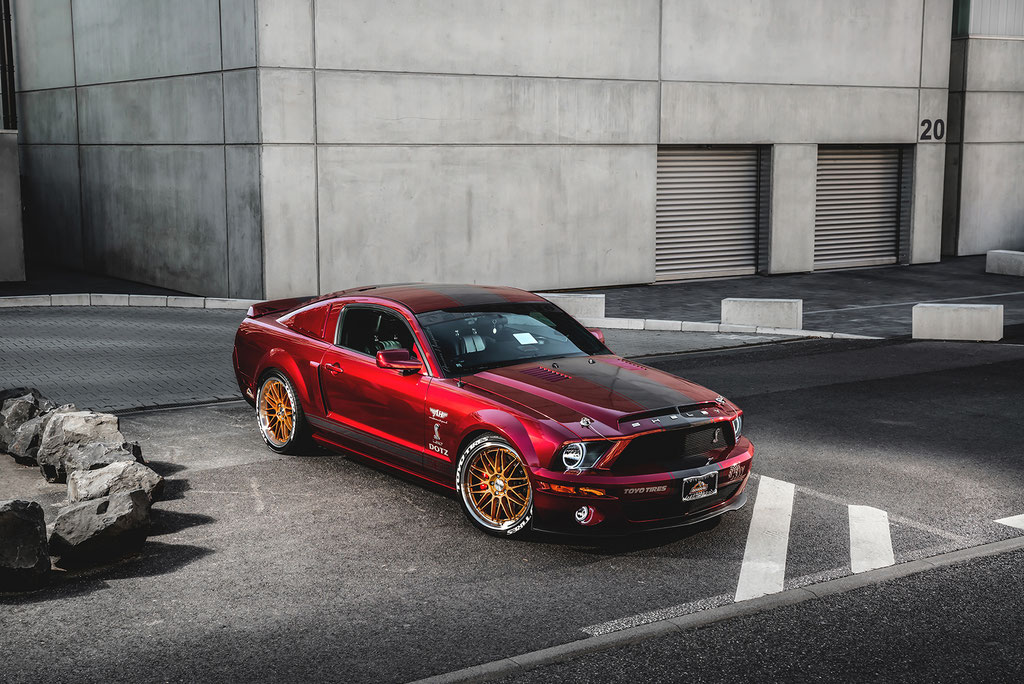 Automotive Fotograf Frankfurt, Lifestyle Fotograf Deutschland, Commercial Photographer, Auto-Inszenierung, High-End Fotografie, Werbefotograf, Portraitfotograf, Car Photographer Europe, Social Media Content, Studiofotografie, Lichtdesign