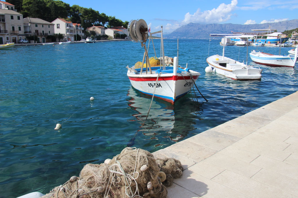 Das Fischerdorf Povlja auf der Insel Brač, heute ein Ort der Ruhe und Erholung, war ursprünglich ein bedeutender römischer Ankerplatz.