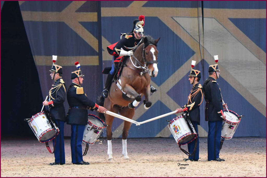 CHEVAL PASSION 2022 - Spectacle les Crinières d'OR - LA GARDE REPUBLICAINE