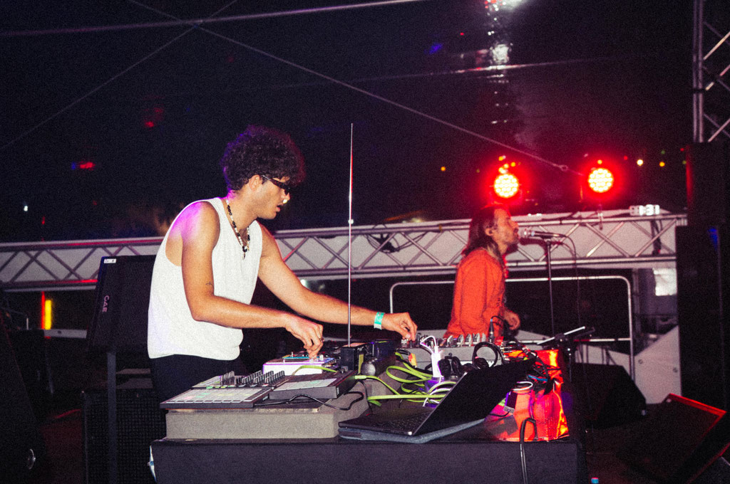 Kid Simius & Bonaparte (2022) © Thania Rodriguez