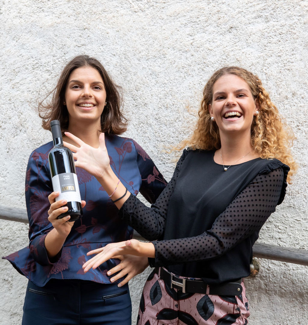 Anna und Veronika Pfeifer, Pfannenstielhof in Bozen/Südtirol