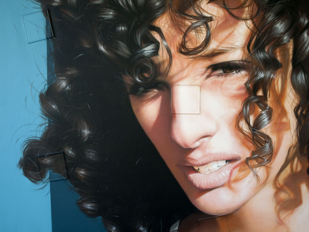 ANISSA @ PEIXOTTO (detail) - Jean Rooble - Spraypaint on wall - 6 x 3 x 3 m - Station Peixotto, Talence (2020)