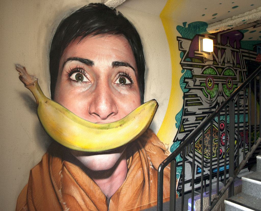 Let The Sunshine In - JEAN ROOBLE - Spraypaint on wall (3 x 3 m) - Exhibition Transfert #6 - Bordeaux (2016)