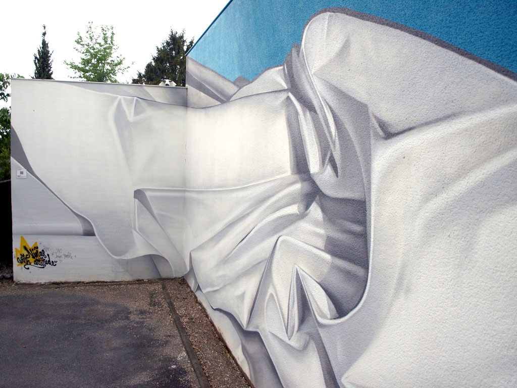 Niñas With Attitude (détail) - JEAN ROOBLE - Spraypaint on wall - 3 x 12 m - for Q20 parcours & Vibrations Urbaines - Pessac (2017)