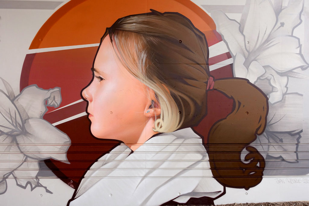 LILY'S THEME (detail) - Jean Rooble - Spraypaint on wall - 5 x 8 m - Le Mur du Souffle, Bruges (2021)