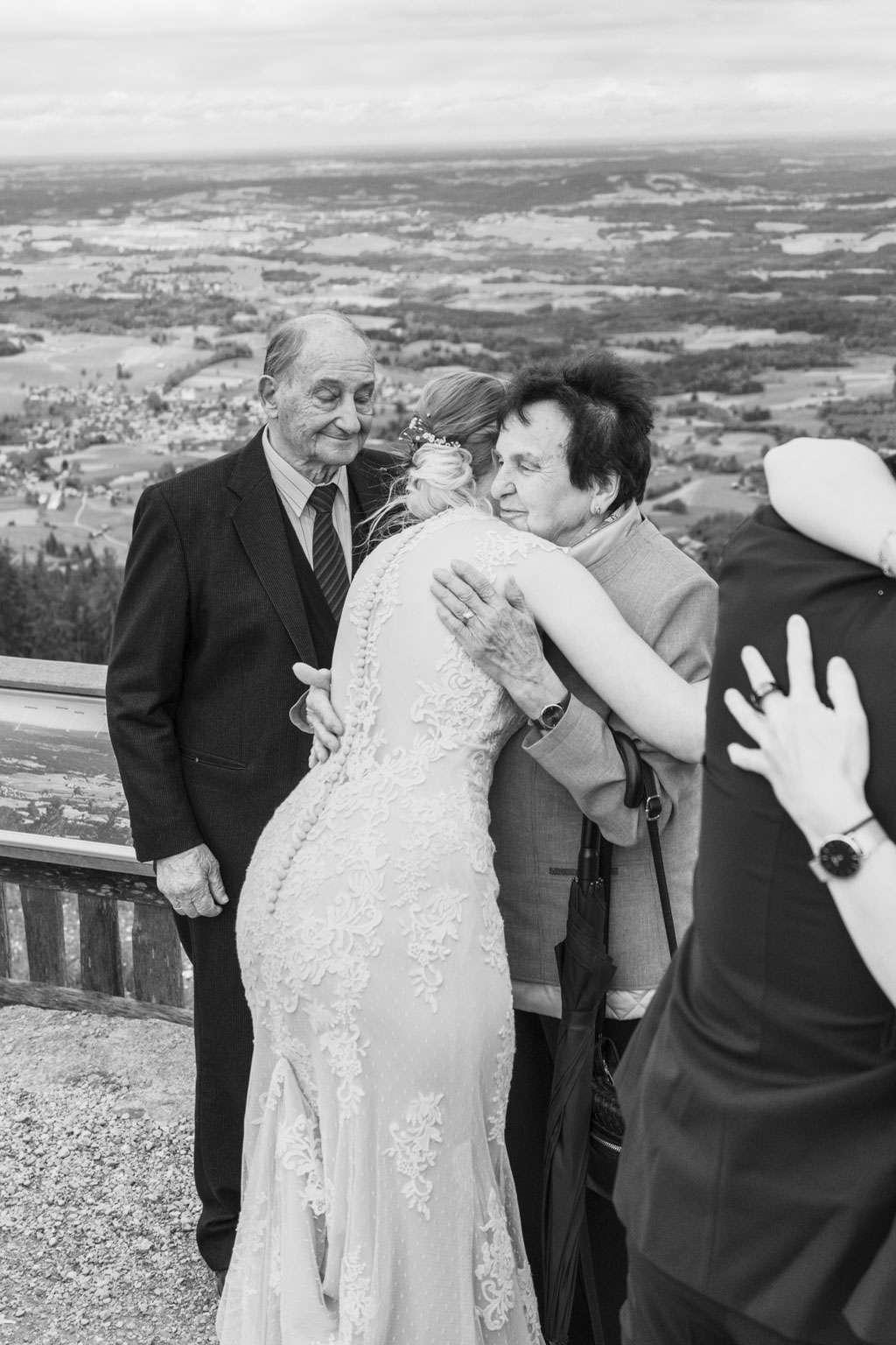 Heiraten am Berg Hörnle Berghochzeit Fotografin Bergliebe Hochzeitsfotografin Garmisch-Partenkirchen