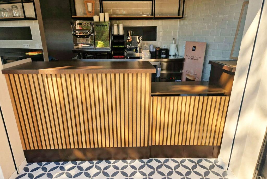 Reforma de bar en edificio singular
