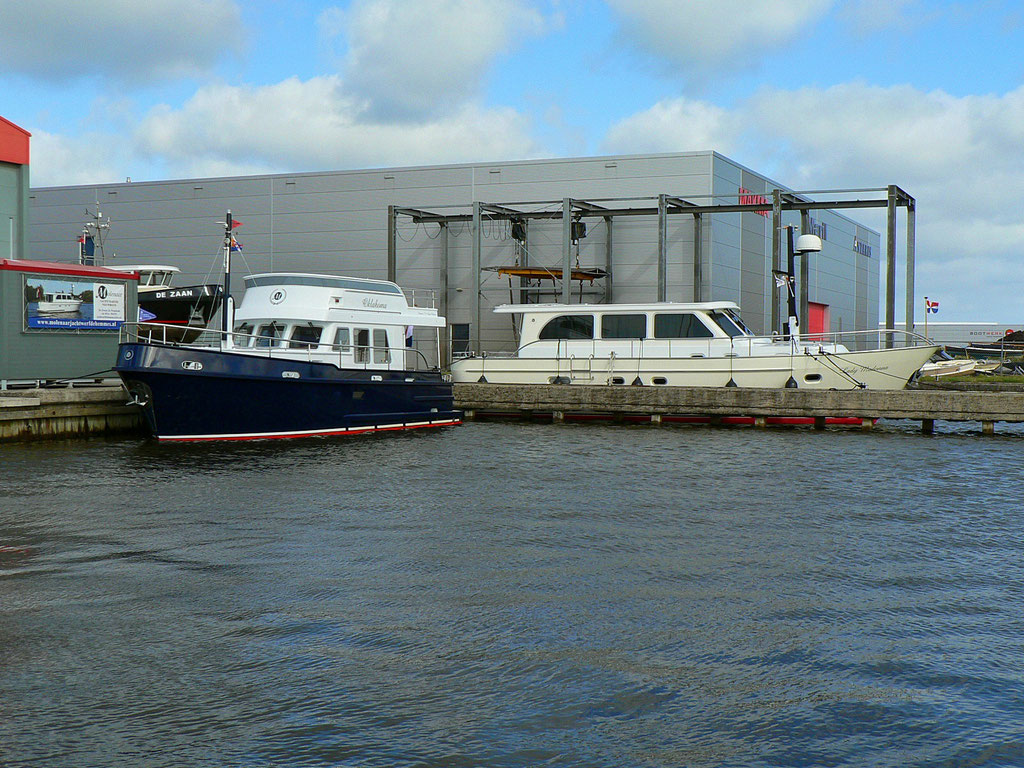 Die "Oklahoma" und "Lady Madonna" im Hafen